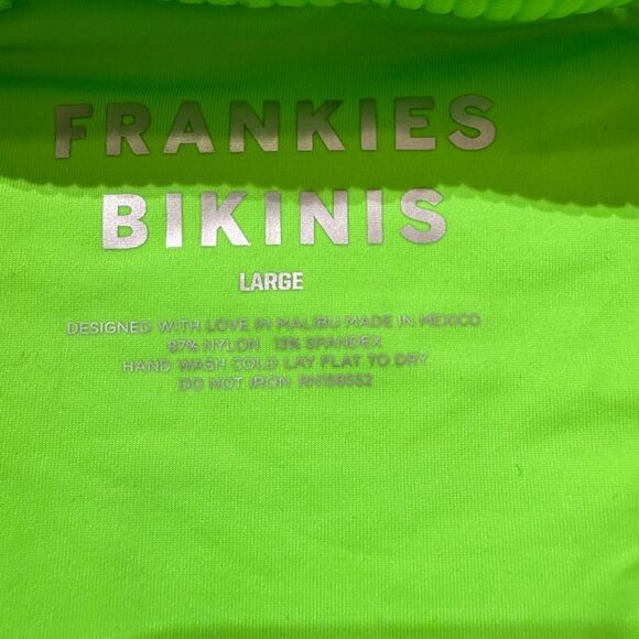 Frankie’s Bikini - Picture 3 of 3